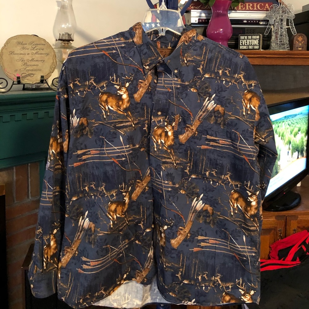 Men’s Long Sleeved shirt.